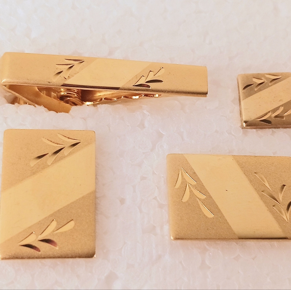 Cufflinks, Cuff Links, Tie Clip Bar, Tie Tack, Quality Mid-Century Gold Tone